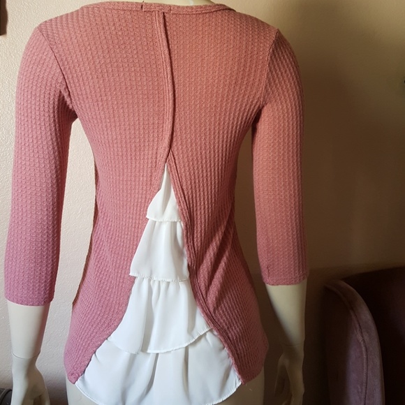 ❤ Thermo type 3/4 sleeve top *2 for $10 sale* - Picture 3 of 5